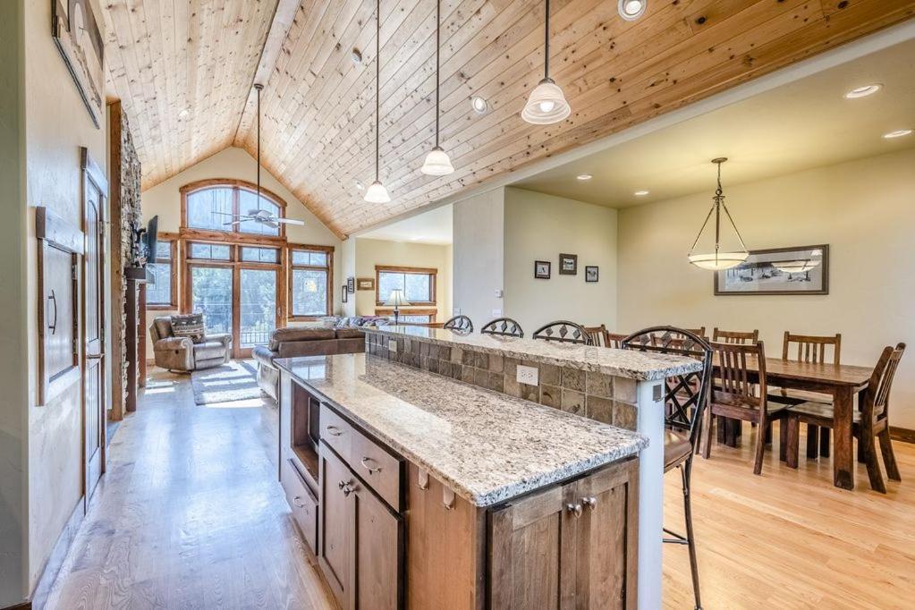 Slopeside Luxury Villa #136 With Fantastic Ski Views - 500 Dollars Of Free Activities & Equipment Rentals Daily Winter Park Kültér fotó